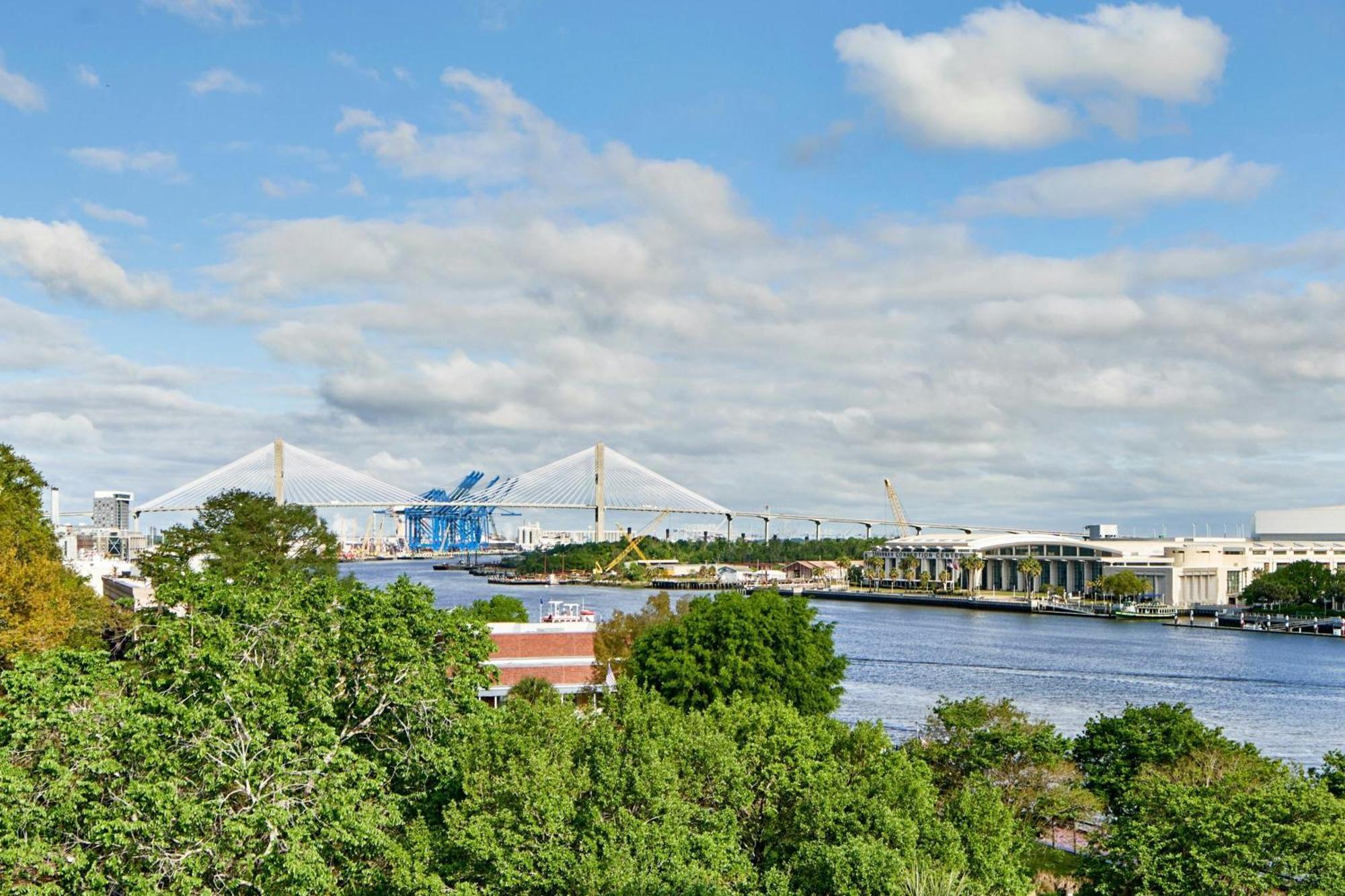 Ac Hotel Savannah Historic District 외부 사진
